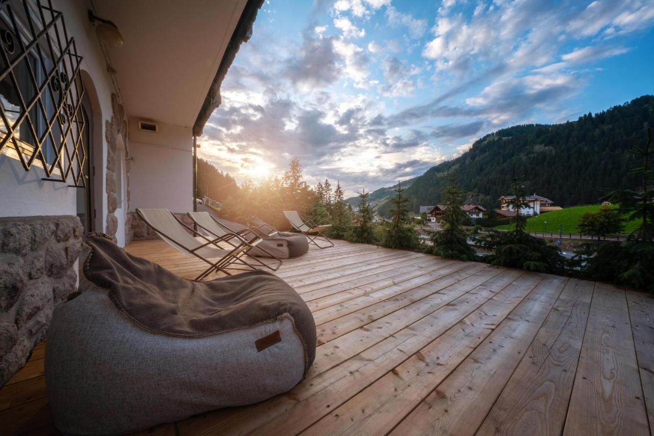 Aparthotel Monte 44 Selva di Val Gardena Exterior photo